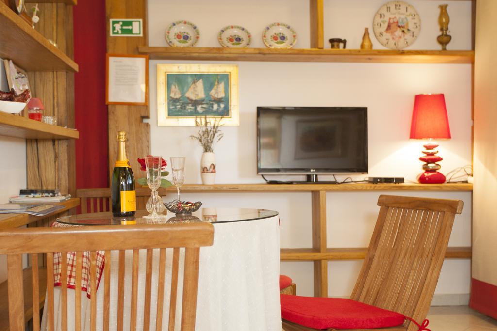 Kamenita Apartment スプリト エクステリア 写真